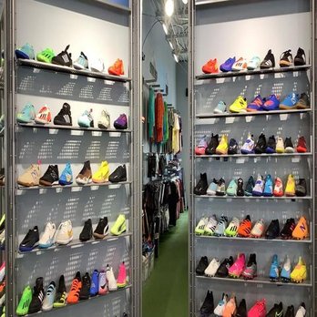 Soccer 2000 - Sporting Goods Near Me - Downers Grove, Illinois