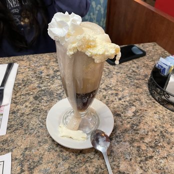 Florham Park Diner - Ice Cream Soda - Diners Near Me - Florham Park, New Jersey Florham Park Diner - Ice Cream Soda - Diners Near Me - Florham Park, New Jersey