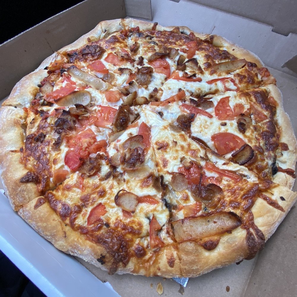 Prince Edward Pizza - Large pizza | sausage, onions, tomato, mushrooms - Pizza Near Me - Picton, Ontario Prince Edward Pizza - Large pizza | sausage, onions, tomato, mushrooms - Pizza Near Me - Picton, Ontario