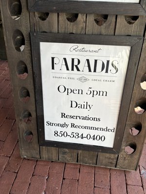 Restaurant Paradis by null