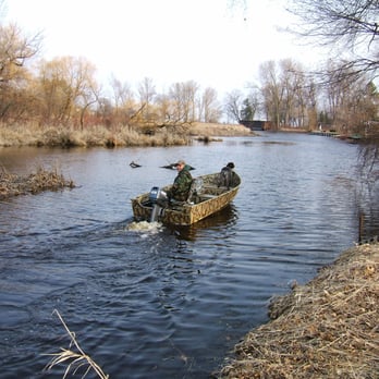 Cabin on the Creek - Great Fishing Location - Vacation Rentals Near Me - Fremont, Wisconsin Cabin on the Creek - Great Fishing Location - Vacation Rentals Near Me - Fremont, Wisconsin
