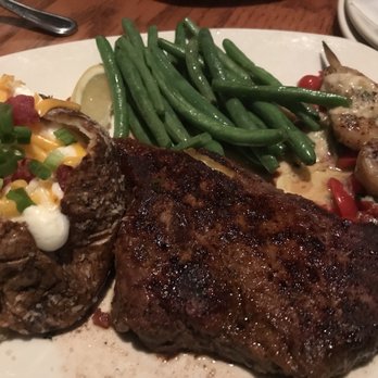 Outback Steakhouse - Steakhouses Near Me - Bakersfield, California