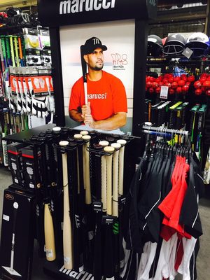 Play it again Sports - Play It Again Sports makes it easy for eco-conscious athletes to buy affordably and sell quality-used sports equipment for cash on the spot. Each Play It Again Sports location is individually owned and operated by local business owners, so you can feel great about shopping small and supporting your community. Whether you're gearing up for a new season or outfitting your athlete with the best, we've got you covered with a wide selection of new and quality-used gear.