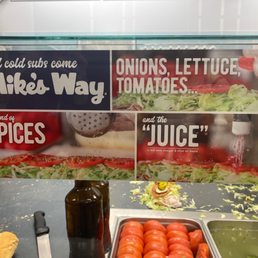 Check out those freshly sliced tomatoes!