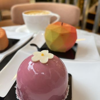 Jonquils Cafe & Bakery - Cafes Near Me - Boston, Massachusetts