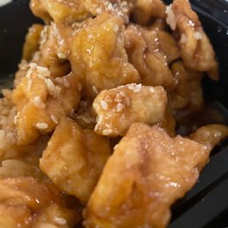 The good "old version" sesame tofu. No breading, brown sesame sauce, tastes so good I travel from Queens to get it! The good "old version" sesame tofu. No breading, brown sesame sauce, tastes so good I travel from Queens to get it!
