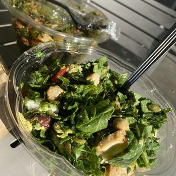 Chopt Creative Salad Co. - Fresh spinach and kale salad! - Salad Near Me - Charlotte, North Carolina