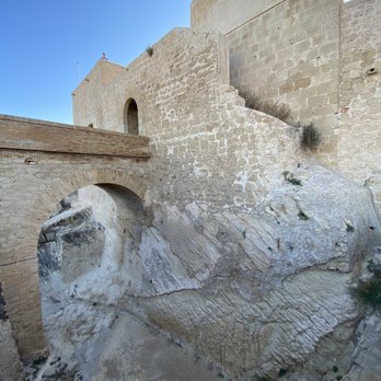 Castillo de Santa Bárbara - Landmarks & Historical Buildings Near Me - Alicante, A Castillo de Santa Bárbara - Landmarks & Historical Buildings Near Me - Alicante, A