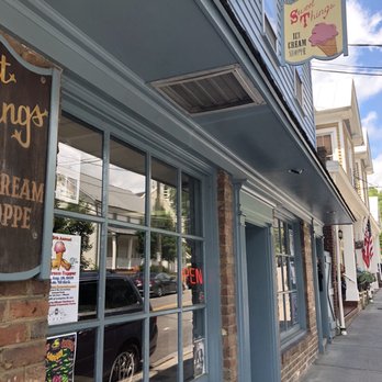 Sweet Things Ice Cream Shoppe - the outside of the building - Ice Cream & Frozen Yogurt Near Me - Lexington, Virginia Sweet Things Ice Cream Shoppe - the outside of the building - Ice Cream & Frozen Yogurt Near Me - Lexington, Virginia