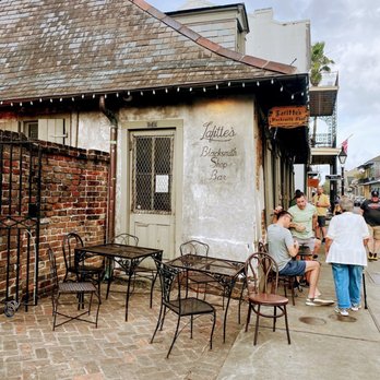 Lafitte's Blacksmith Shop Bar - Cute place - Dive Bars Near Me - New Orleans, Louisiana Lafitte's Blacksmith Shop Bar - Cute place - Dive Bars Near Me - New Orleans, Louisiana
