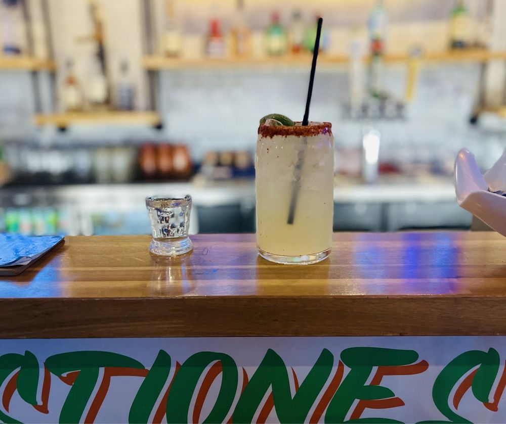 CRUDA Mariscos & Oyster Bar