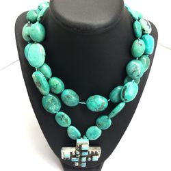Beautiful turquoise necklace
