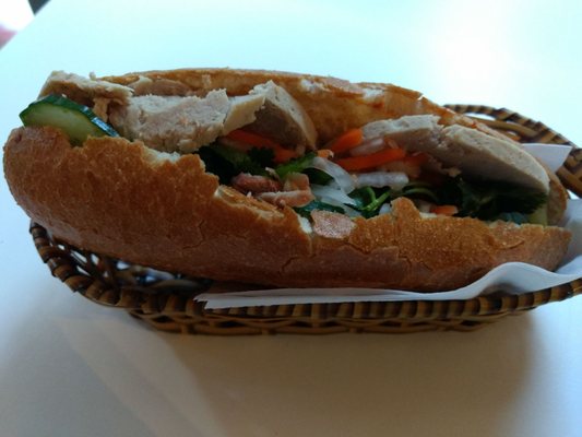Banh Mi Leo by null