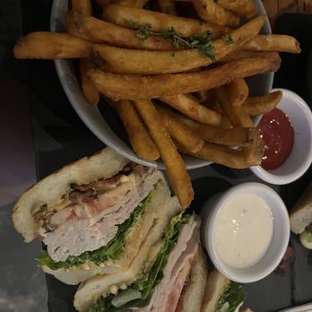 Purgatory Whiskey Bar & Craft Beer - Chipotle Club with Fries - Whiskey Bars Near Me - Tracy, California