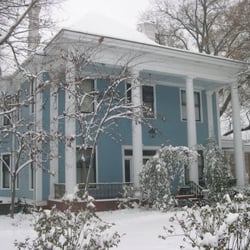Spahn House Bed and Breakfast - House in the snow.