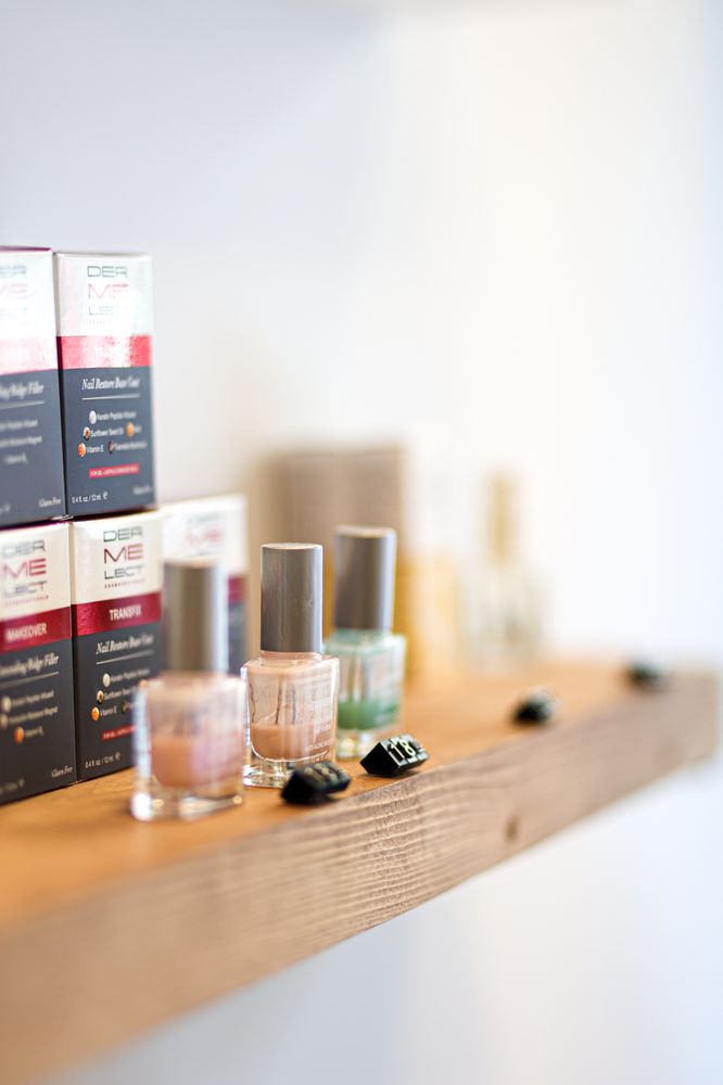Lunula Salon