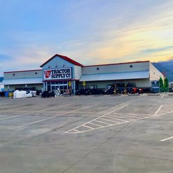 Tractor Supply