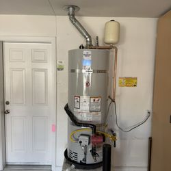 The Plumbing Pros - Bradford white 50 gallon water heater with recirc pump