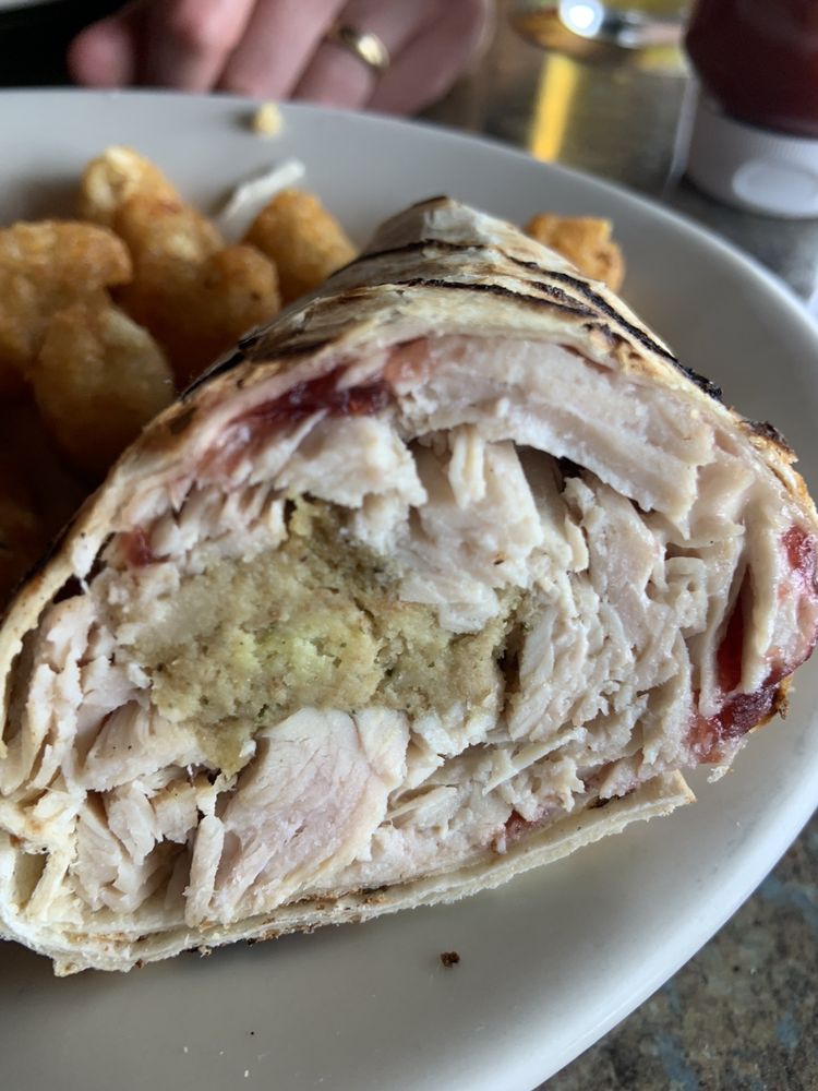 THE BANNER BAR & GRILL Updated September 2024 15 Photos & 64