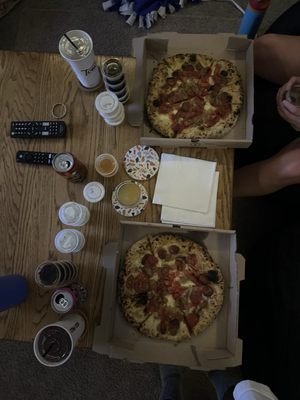 Tono Pizzeria + Cheesesteaks by null