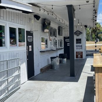 BVL Oyster Bar - Cocktail Bars Near Me - Brooksville, Florida