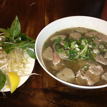Rice Paper - Rare beef and beef ball pho - Vietnamese Near Me - Melbourne, VIC Rice Paper - Rare beef and beef ball pho - Vietnamese Near Me - Melbourne, VIC