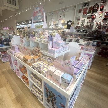 Miniso - Home Decor Near Me - Sacramento, California Miniso - Home Decor Near Me - Sacramento, California