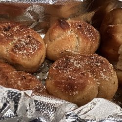 Slice Brick Oven Pizza & Ice Cream - Garlic knots