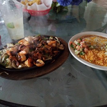 Tequila's Mexican Restaurant - Shrimp fajitas! - Mexican Near Me - Farmington, New Mexico Tequila's Mexican Restaurant - Shrimp fajitas! - Mexican Near Me - Farmington, New Mexico