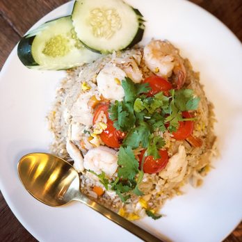 Sisters Thai - Fried rice with chicken & shrimp - Thai Near Me - Potomac, Maryland Sisters Thai - Fried rice with chicken & shrimp - Thai Near Me - Potomac, Maryland