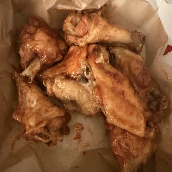 Buffalo Wild Wings - Wings with barely any sauce on them. - Chicken Wings Near Me - Lake Charles, Louisiana Buffalo Wild Wings - Wings with barely any sauce on them. - Chicken Wings Near Me - Lake Charles, Louisiana