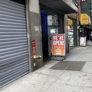 CRUNCH FITNESS - 38TH STREET - 103 Photos & 152 Reviews - 1385 Broadway