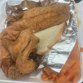 Arlanderz Chicken Joint - Fish and chicken with 2 sides for less than $20 is unheard of!!! - Chicken Shop Near Me - Bedford, Texas