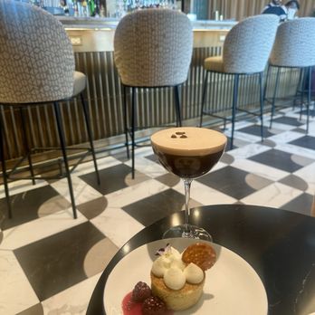 Sidecar by the Centurion Lounge - Dessert and espresso martini 100/10 - Airport Lounges Near Me - Paradise, Nevada Sidecar by the Centurion Lounge - Dessert and espresso martini 100/10 - Airport Lounges Near Me - Paradise, Nevada