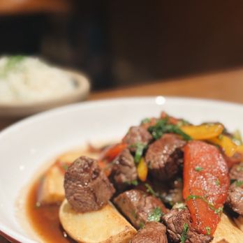 Suyo Modern Peruvian - Lomo Saltado - Peruvian Near Me - Vancouver, British Columbia