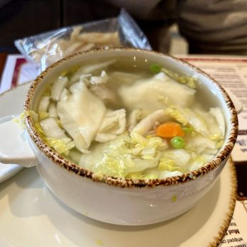 The Café - Wonton Soup - Asian Fusion Near Me - Valley Center, California
