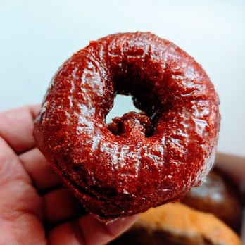 Le Donut - Red Velvet Cake - Donuts Near Me - Houston, Texas Le Donut - Red Velvet Cake - Donuts Near Me - Houston, Texas