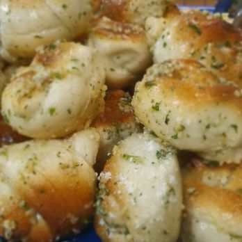 Triangolo Pizza - Garlic knots - Pizza Near Me - Brooklyn, New York