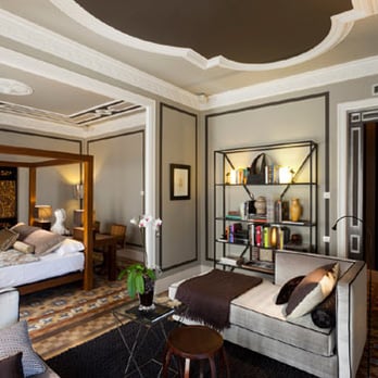 ChicRoom - apartments' portfolio sample - Real Estate Services Near Me - Barcelona, B
