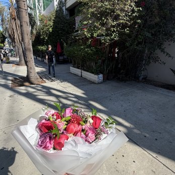 Scent Flowers - Florists Near Me - Los Angeles, California