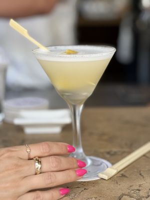 Roy's Waikiki by null