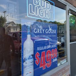 County Square Liquors