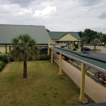 Quality Inn & Suites Quality Inn Near Lake Eufaula - Hotels Near Me - Eufaula, Alabama