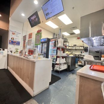 Pupuseria Suchitlan - Clean kitchen great deals and takes credit, debit, apply pay, and cash! - Mexican Near Me - Moreno Valley, California Pupuseria Suchitlan - Clean kitchen great deals and takes credit, debit, apply pay, and cash! - Mexican Near Me - Moreno Valley, California