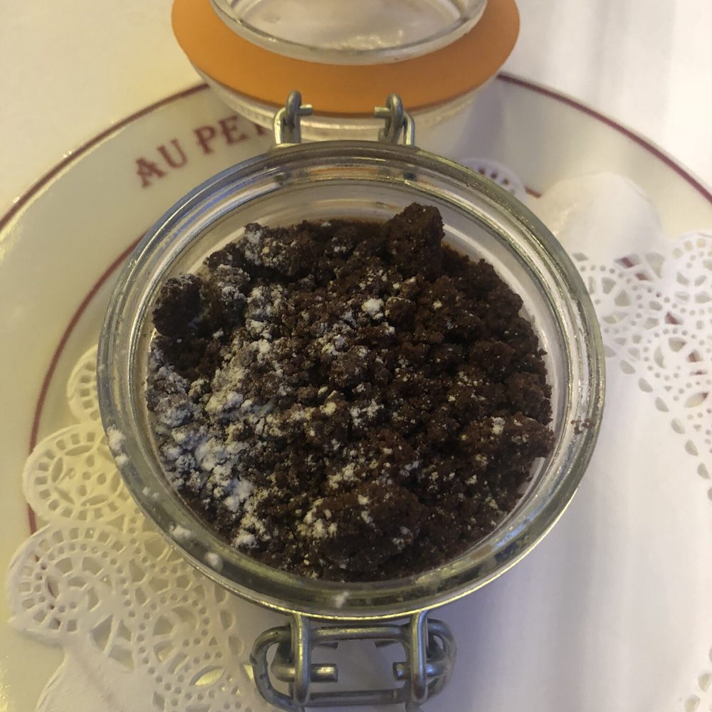 Au Petit Riche - Pot de creme du chocolat noir - French Near Me - Paris, 75
