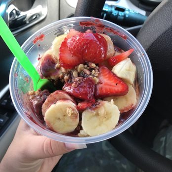 Juice It Up! - Acai berry bowl with extra honey and bananas - Juice Bars & Smoothies Near Me - Albuquerque, New Mexico