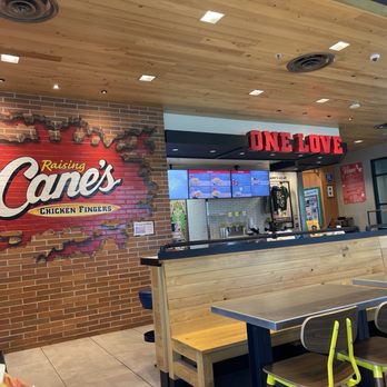 Raising Cane's Chicken Fingers - Fast Food Near Me - Sandy, Utah Raising Cane's Chicken Fingers - Fast Food Near Me - Sandy, Utah