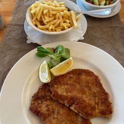 Hofcafe Löscher Gastronomie - Schnitzel
