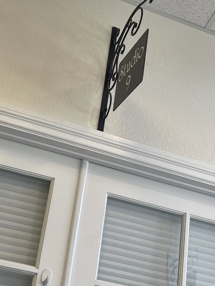 Esthetics by Juliana Logo