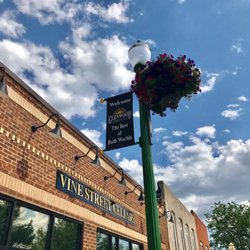 Front of Vine Street Cellars